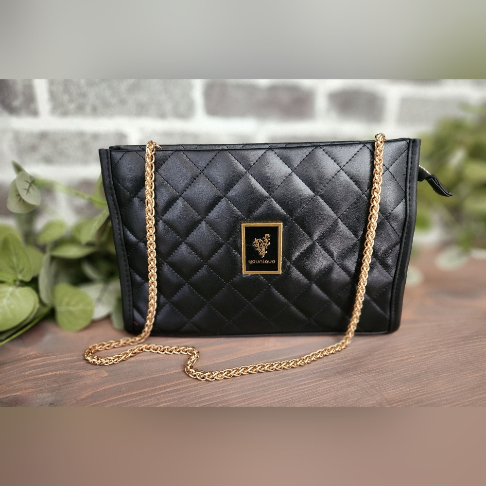 Younique Black Quilted Versatile Bag Makeup Travel NWOT